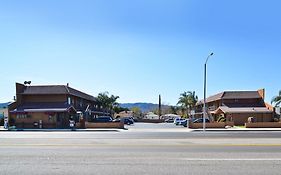 Santa Clarita Motel - Near Six Flags Magic Mountain - Valencia